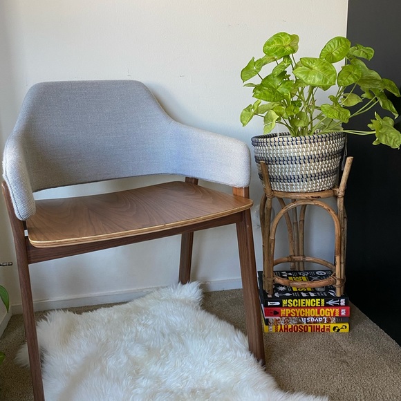 Boho Rattan Standing Planter NWT - Picture 10 of 10